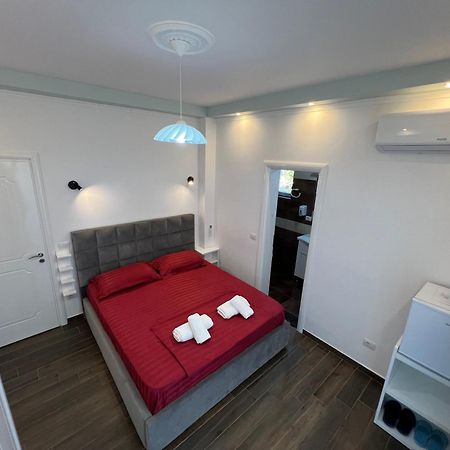 Adriatik Guesthouse Permet Luaran gambar