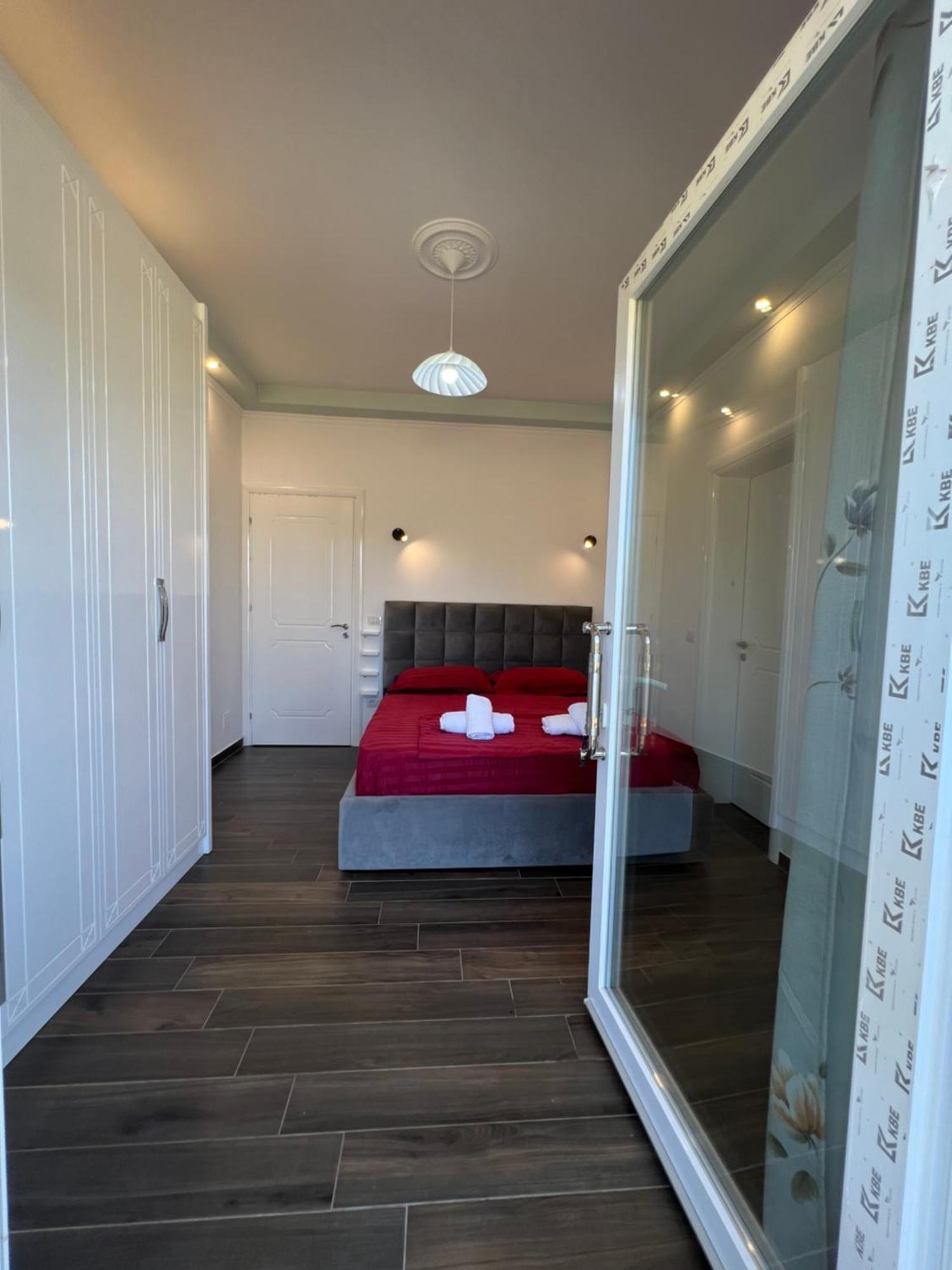 Adriatik Guesthouse Permet Luaran gambar