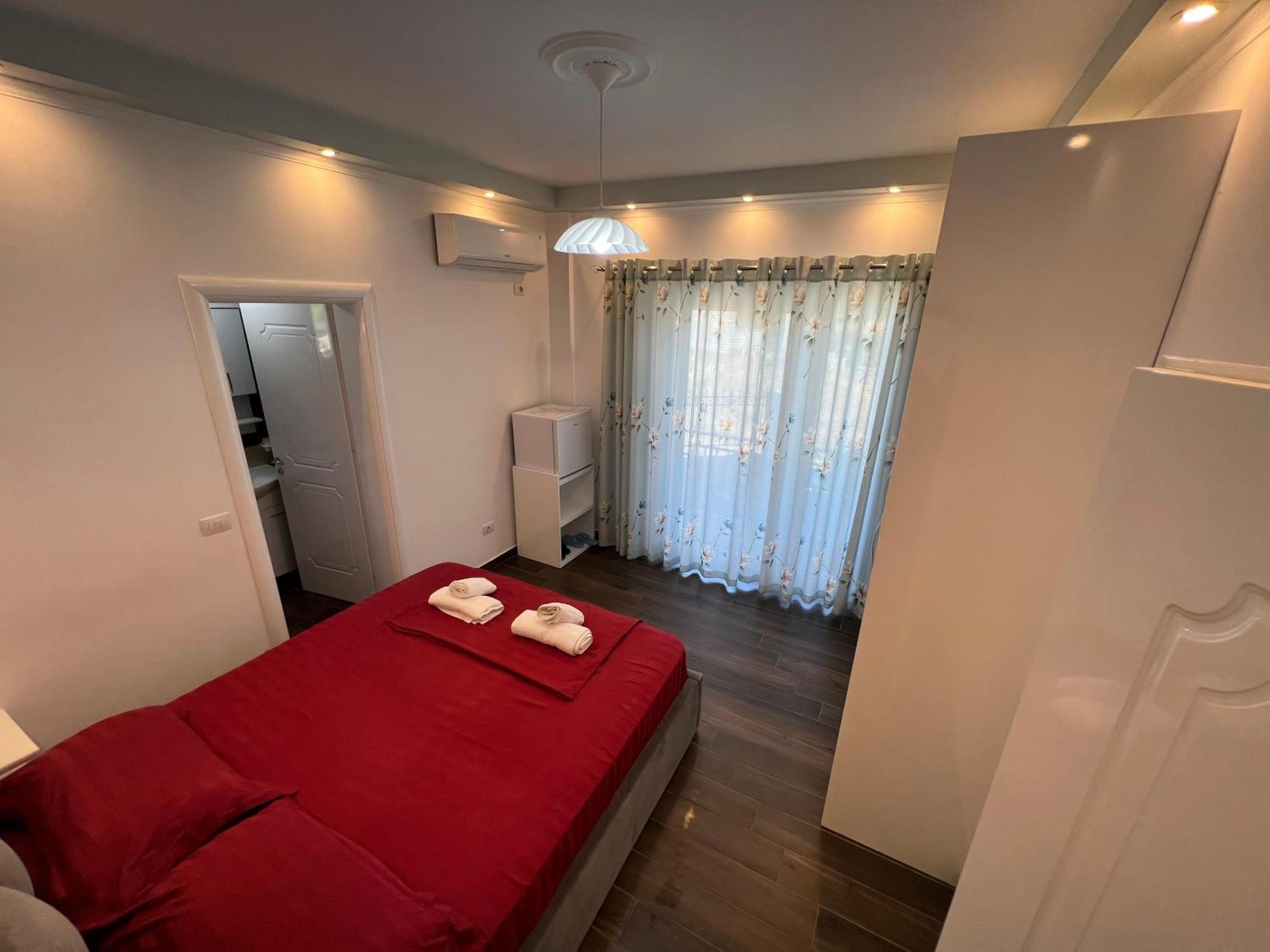 Adriatik Guesthouse Permet Luaran gambar